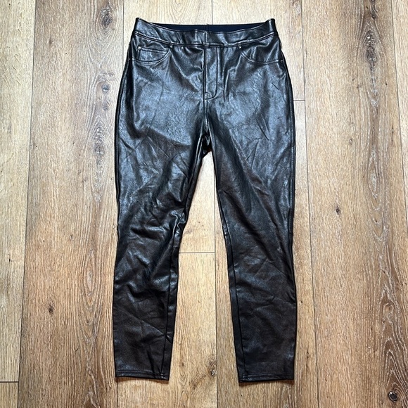 Spanx Leather Like ankle Skinny Pant Size M - Picture 3 of 12